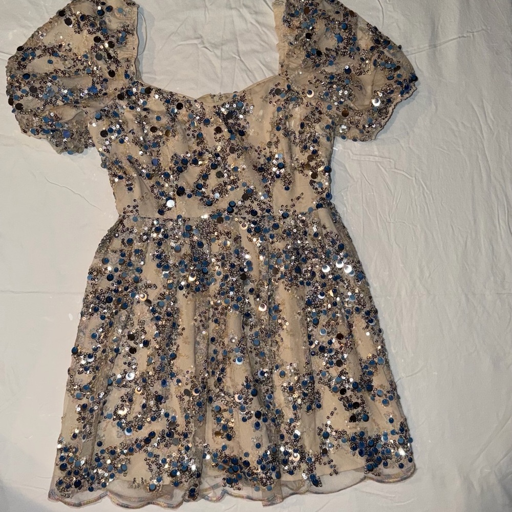 Elegant Sequin puff sleeve Embellished Dress for Prom or Hoco